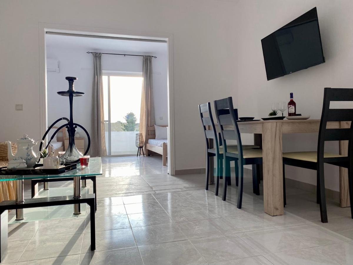 Central, Sunny & Spacious Apartment, In Kos, "1" Exterior foto